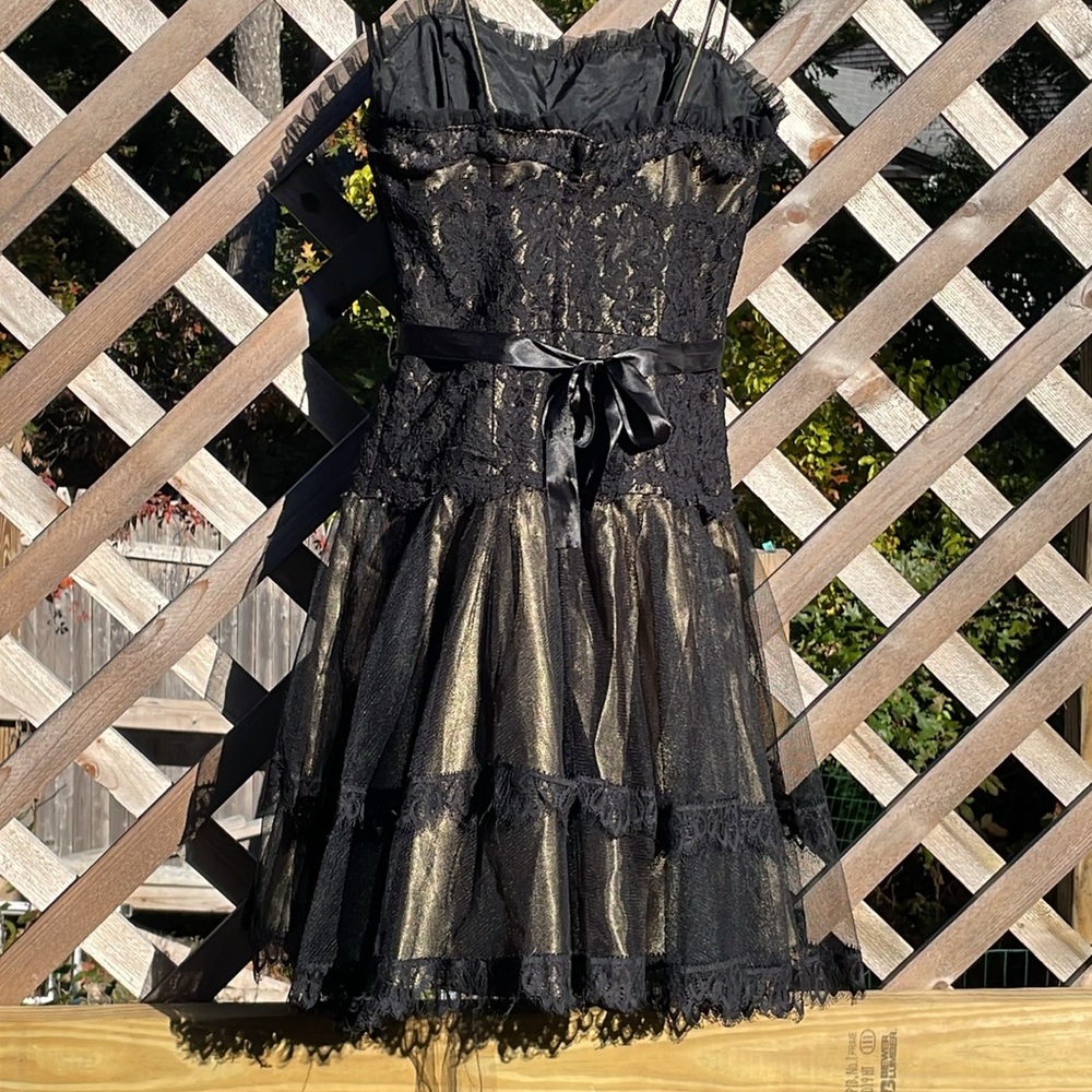 Gorgeous green Jessica McClintock dress - Picture 7 of 7
